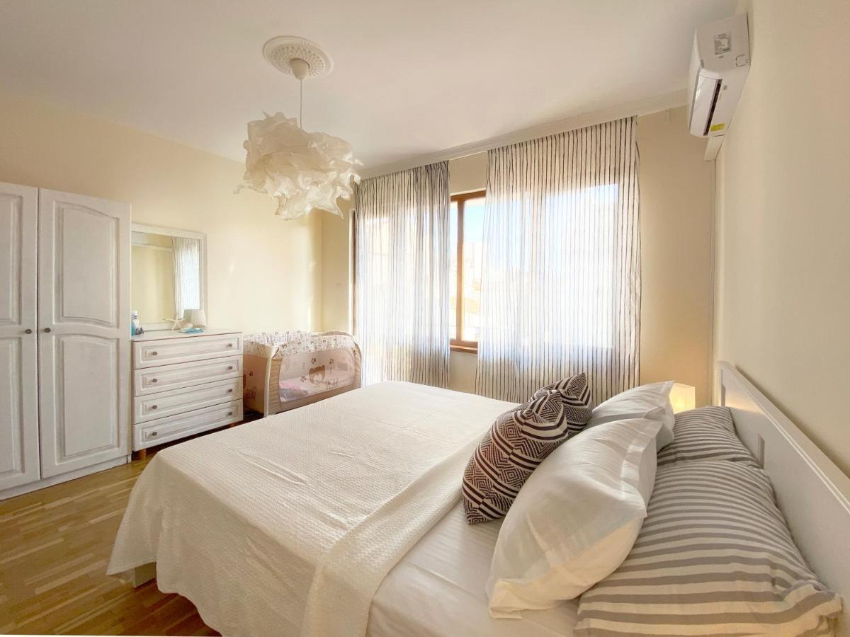 Lovely Apartment With Balcony In Pomorie Old Town By Flat Mаnаger Exterior foto